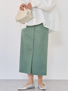【23年冬新作】[洗える]カットスエードタイトスカート / 大きいサイズ ラビアンジェ