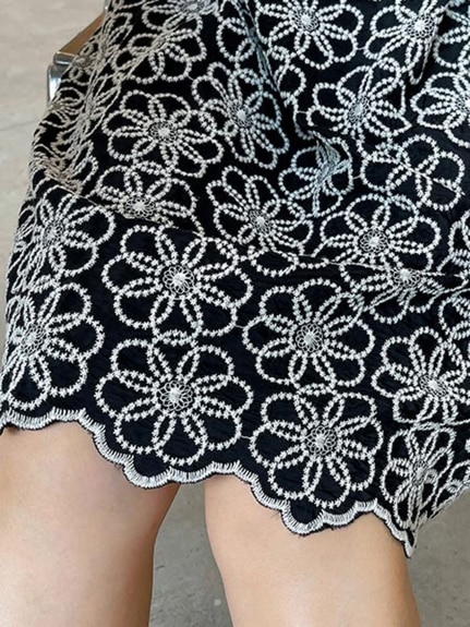 フラワー刺繍コットン素材のフェミニン サマーワンピース　大きいサイズ レディース（ひざ丈ワンピース）sanmaru（サンマル）  15