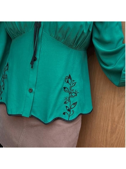 繊細な刺繍とパイピングがお洒落！フォークロア調 長袖ブラウス　大きいサイズ レディース（シャツ・ブラウス）sanmaru（サンマル）  12