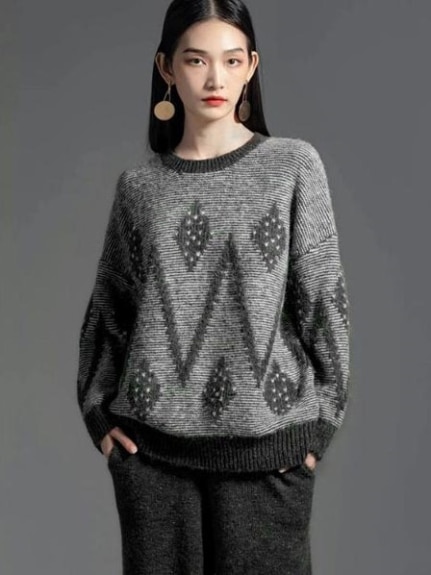 シェブロン風の模様編みがお洒落！ニット プルオーバーセーター　大きいサイズ レディース