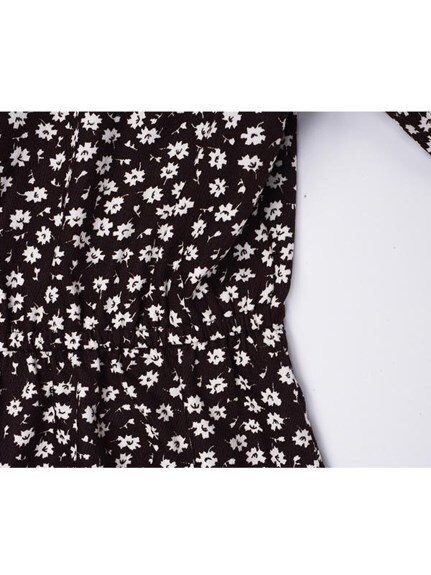 レトロな小花柄で襟と袖口がコントラストカラーのフレアワンピース　大きいサイズ レディース（ひざ丈ワンピース）sanmaru（サンマル）  18