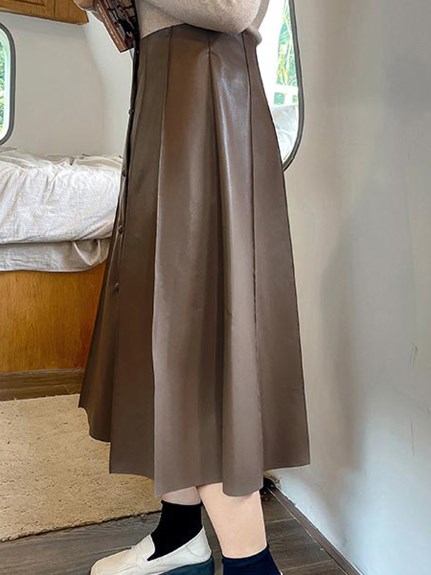 立体パターンが美しいPUレザーのミモレ丈Aラインスカート　大きいサイズ レディース（ひざ丈スカート）sanmaru（サンマル）  17
