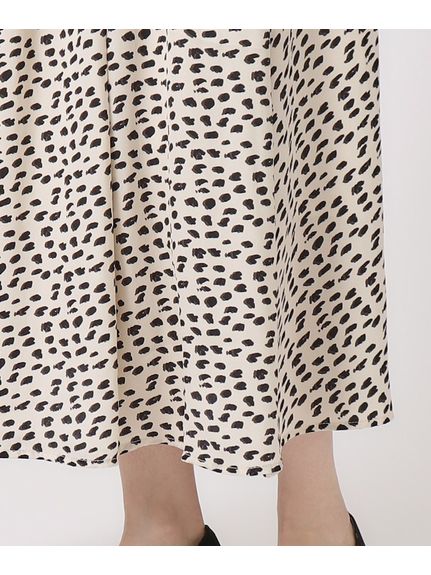 【無理せずキレイ/ロングシーズン活躍】女性らしく上品な サテンギャザースカート（ひざ丈スカート）SHOO･LA･RUE(Ladies)（シューラルー）  32