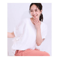 一枚でサマ見え アイレット刺繍トップス