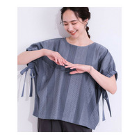 一枚でサマ見え アイレット刺繍トップス
