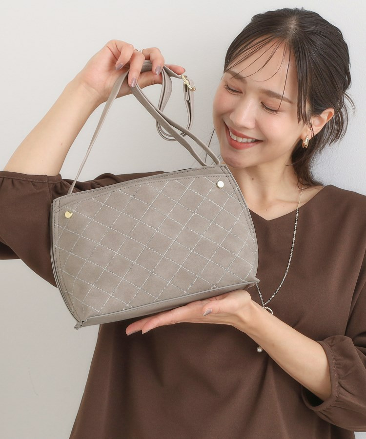 ステッチショルダーバッグ1
