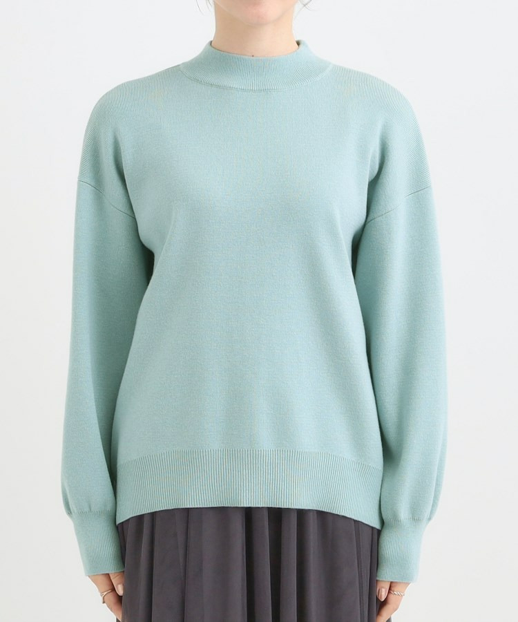 【洗える/毛玉レス】表面がきれいなハイネックバックスリットニット18