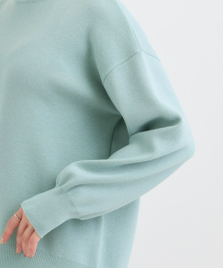 【洗える/毛玉レス】表面がきれいなハイネックバックスリットニット22