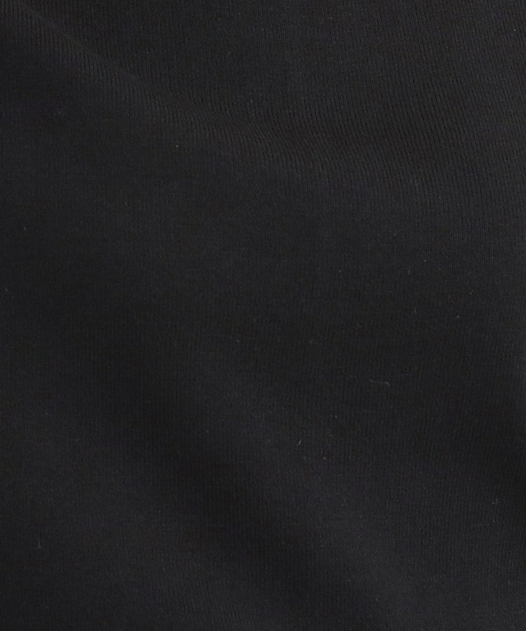 【洗える/毛玉レス】表面がきれいなハイネックバックスリットニット5