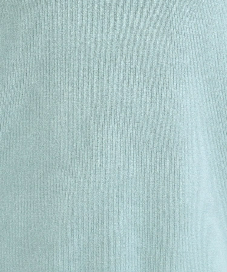 【洗える/毛玉レス】表面がきれいなハイネックバックスリットニット9