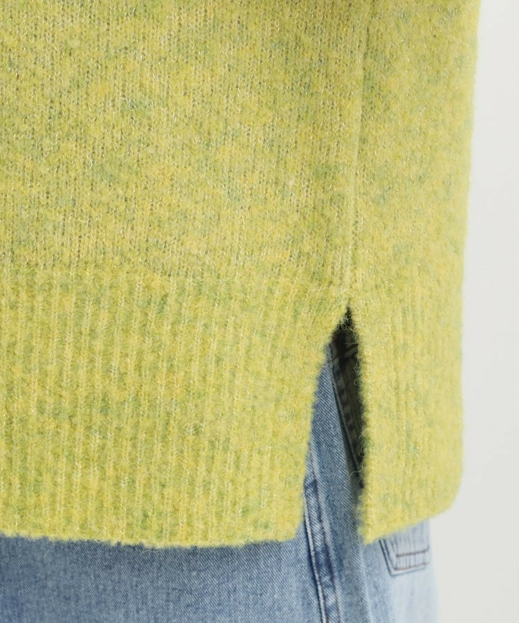 ラメブークレハイネックニット23