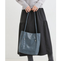 つや合皮つまみハンドルトートバッグ