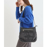 ポケットフェイクファーショルダーバッグ