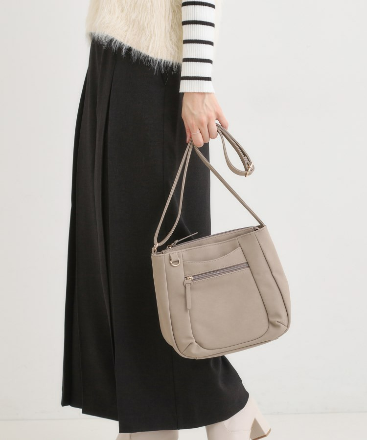 前ポケットショルダーバッグ1