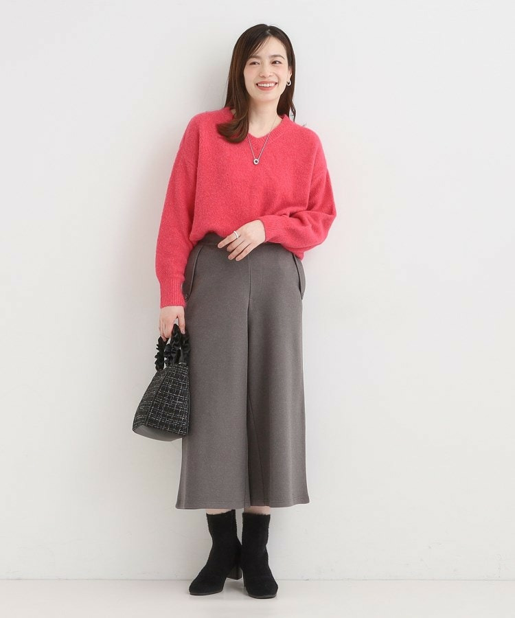 ふわふわVネックニット12