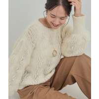 透かし編みニットトップス