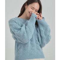 透かし編みニットトップス