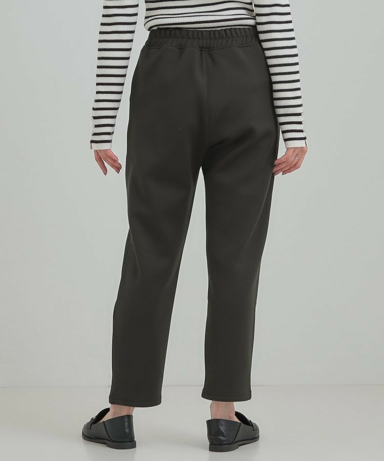 暖もちテーパードパンツ11