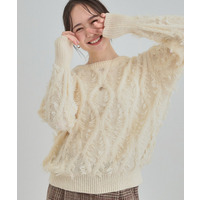 ゆるシルエットがこなれ見え フリンジニット