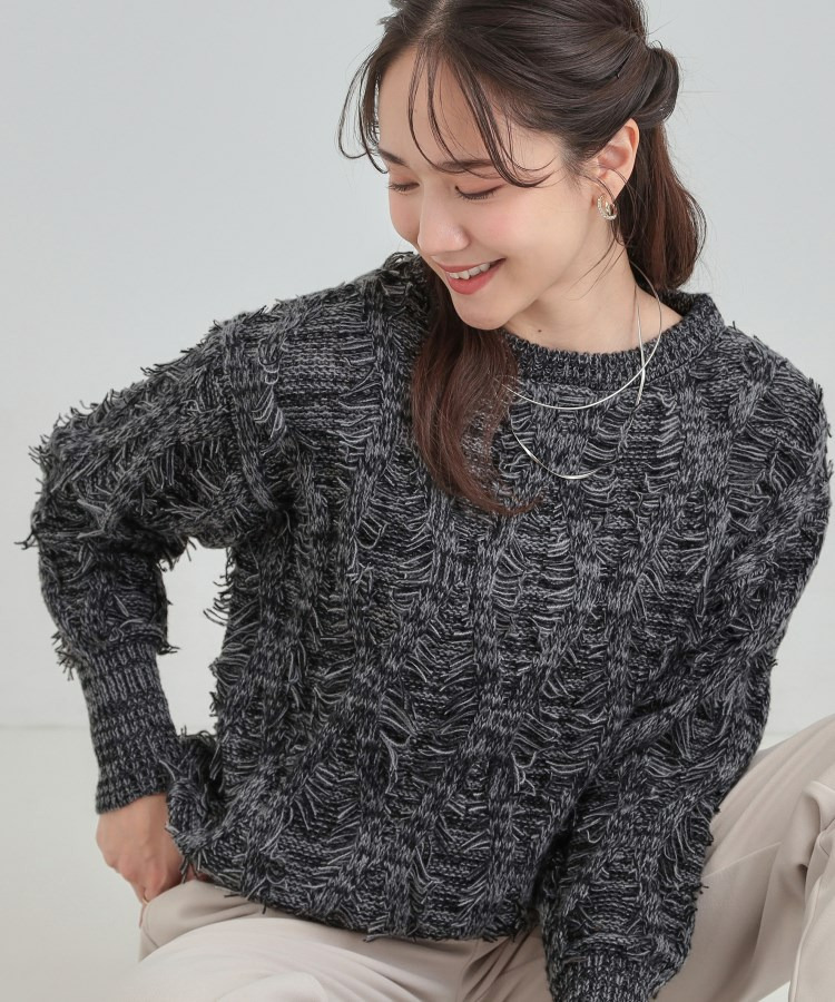 ゆるシルエットがこなれ見え フリンジニット1