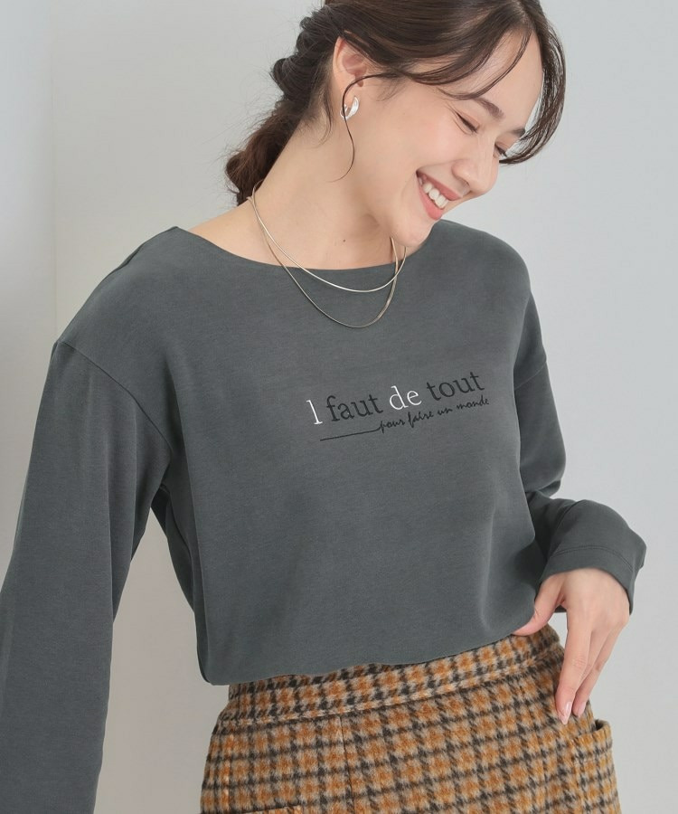 ロゴ刺繍ロンT1