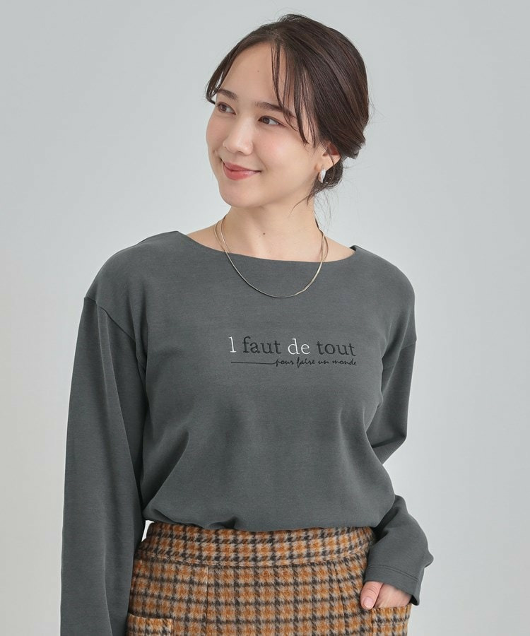 ロゴ刺繍ロンT6