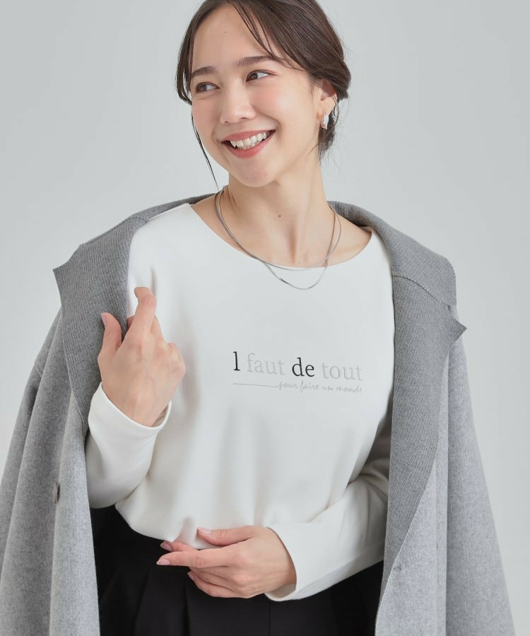 ロゴ刺繍ロンT1