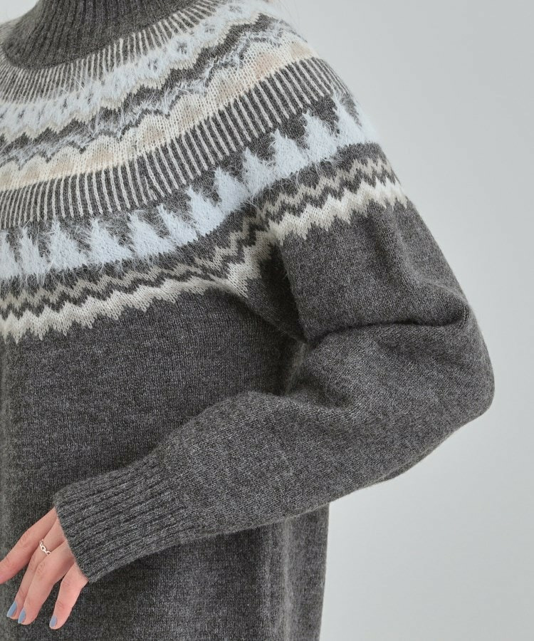 配色が大人かわいい フェアアイル柄求心ニット18