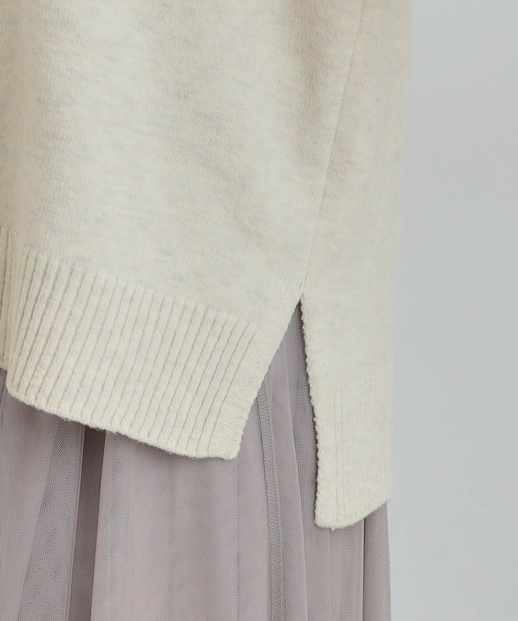 柔らかくフワフワした風合いがやみつきに スウェットライクロゴニット23