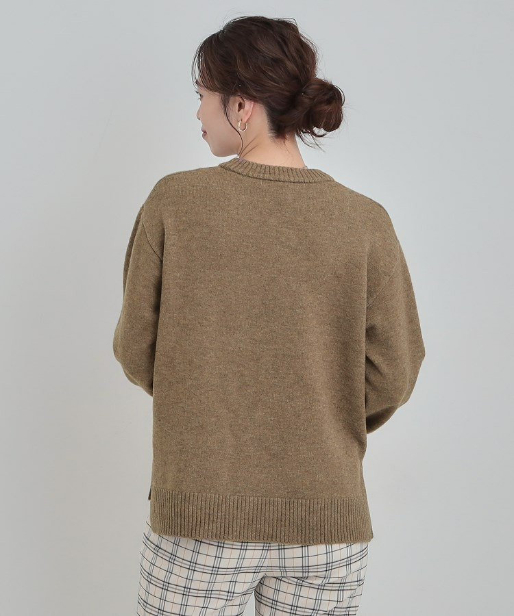 柔らかくフワフワした風合いがやみつきに スウェットライクロゴニット7