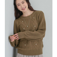 フェイクパールで上品見え ケーブルパール調ニット