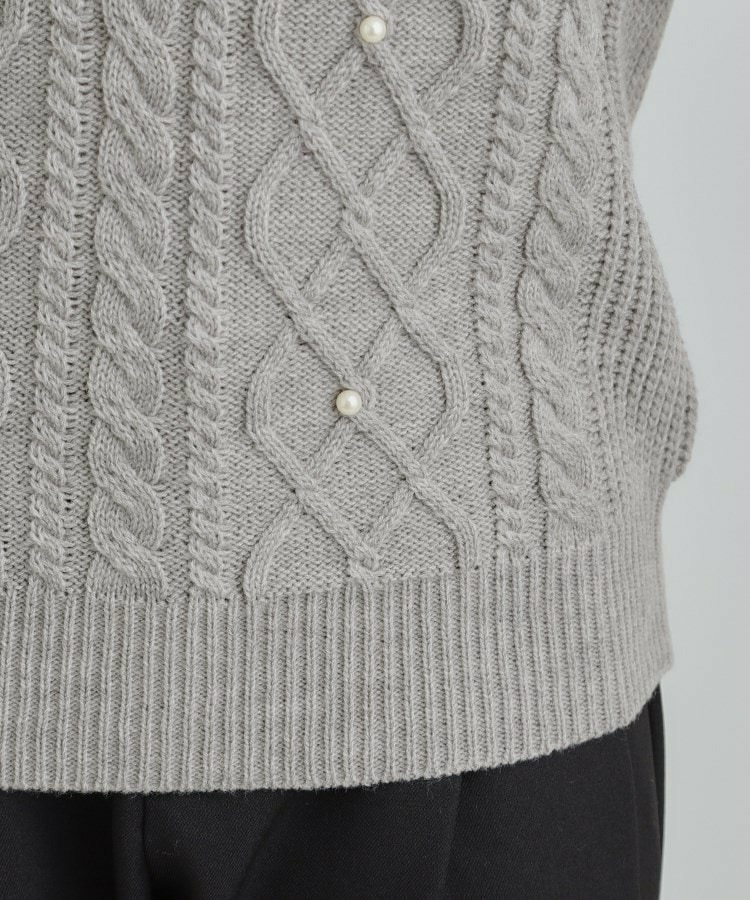 フェイクパールで上品見え ケーブルパール調ニット19