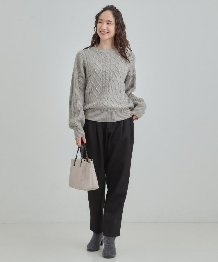 フェイクパールで上品見え ケーブルパール調ニット4