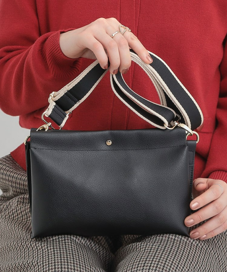 配色ベルト3層ショルダーバッグ1