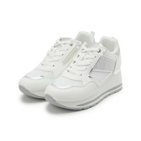 ヒールアップスニーカー