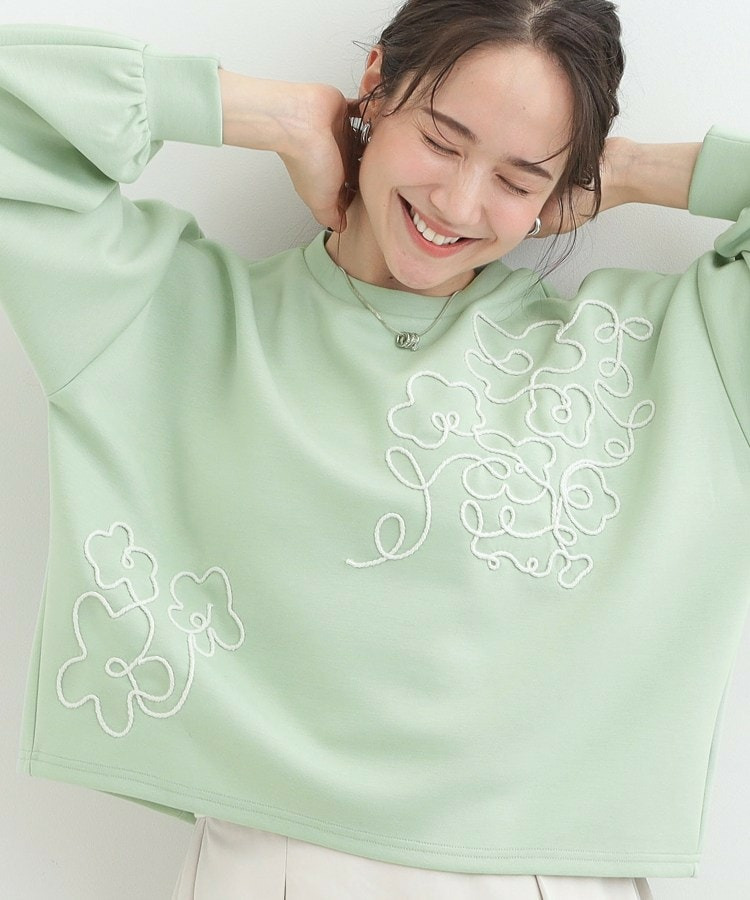 お花ロープ刺繍ダンボールトップス