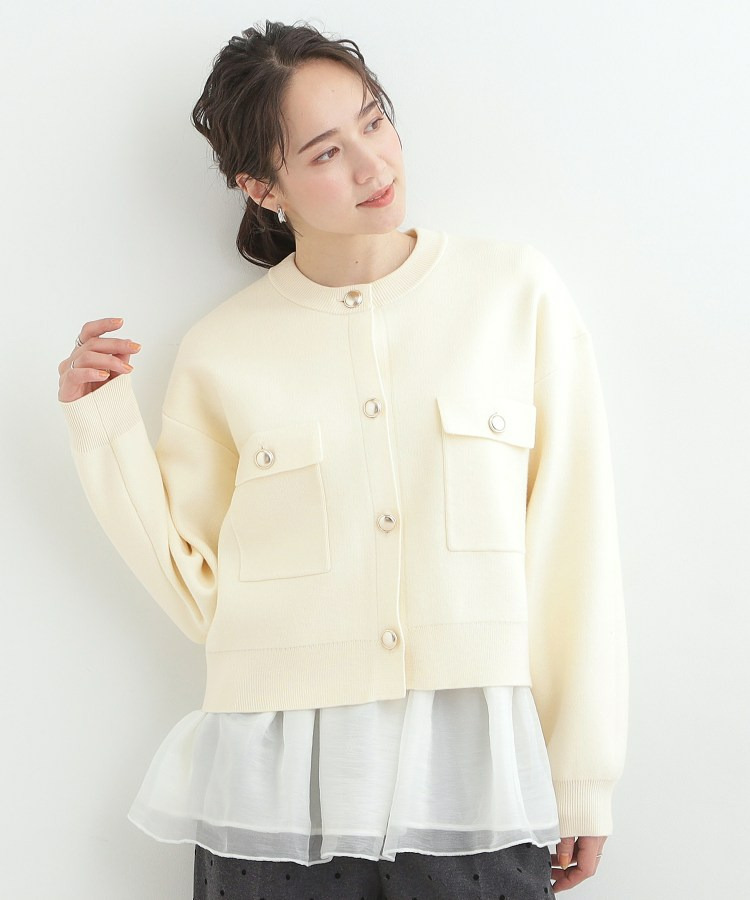 金ボタンがアクセント ニットジャケット2