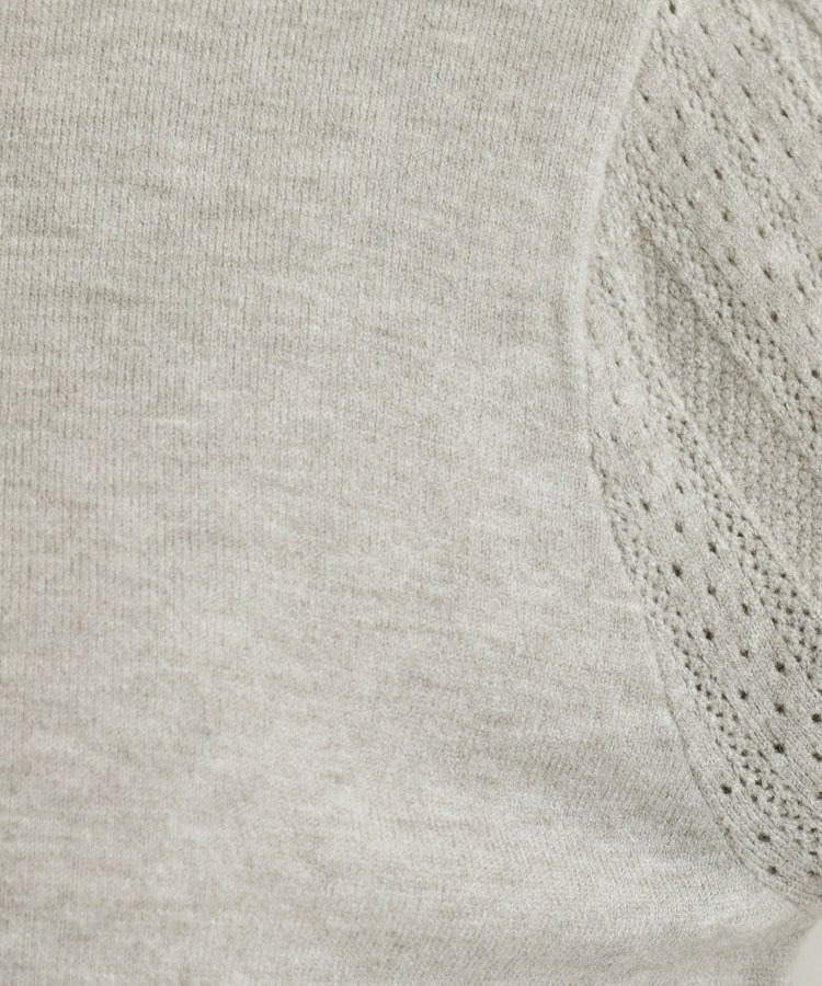 コンパクト見えが大人かわいい お袖編み柄ニット5