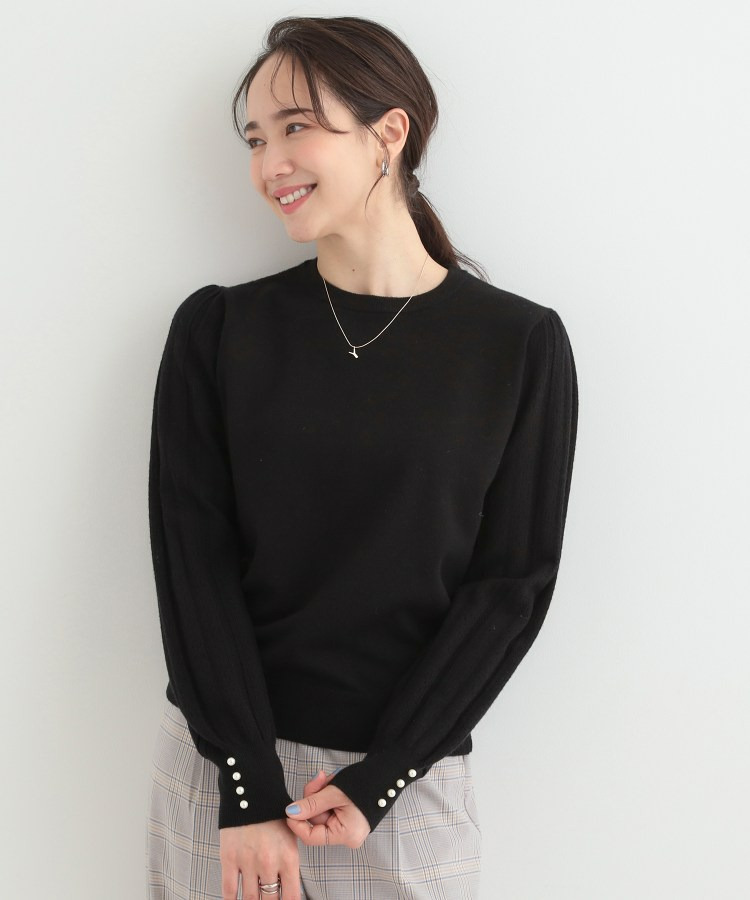 コンパクト見えが大人かわいい お袖編み柄ニット6