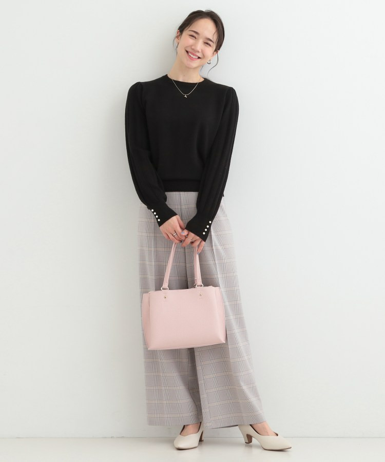 コンパクト見えが大人かわいい お袖編み柄ニット8