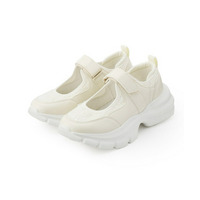 メリージェ―ンスニーカー