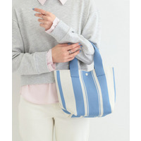 大人のカジュアルスタイルに ニットランチトートバッグ