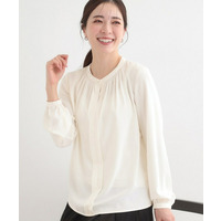 【洗濯機可/吸水速乾/ひんやり/UV】メタルボタンがアクセント ふんわりギャザーブラウス