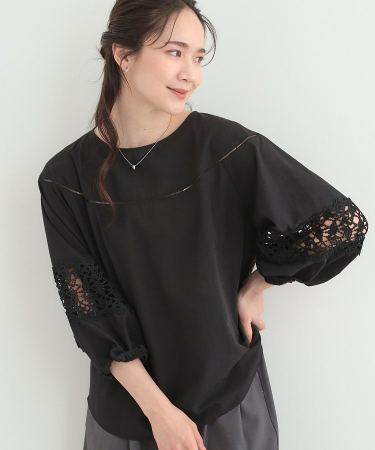 【洗濯機可/S-LL】透かし編み柄が上品な レース切り替えブラウス1