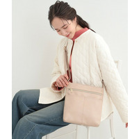 【8ポケット/ギフトにも】すっきり見えのショルダーバッグ