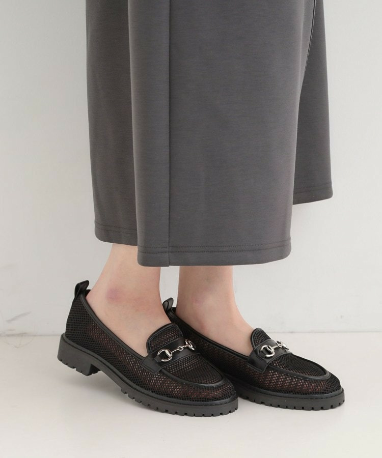 メッシュローファー