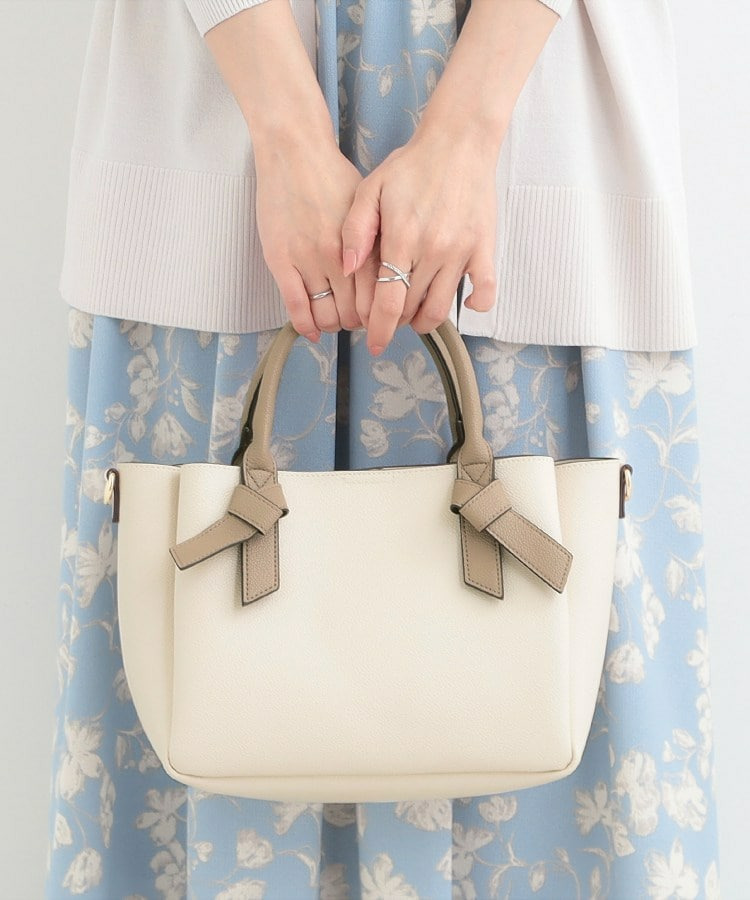 ハンドルリボンデザイントートバッグ