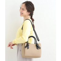 ハンドルリボンデザイントートバッグ