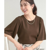 【毎日洗える/S-LL】ひらり袖で大人フェミニン 二の腕が隠れる5分袖ニット