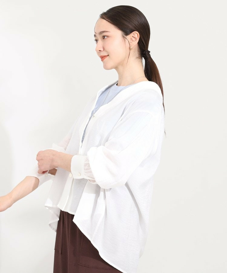 シアーVネックブラウス3